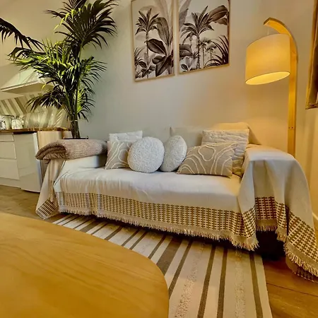 Apartment Le Montaigu De Bigorre Instant Pyrenees